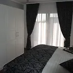 Merkel 4* Wiesbaden