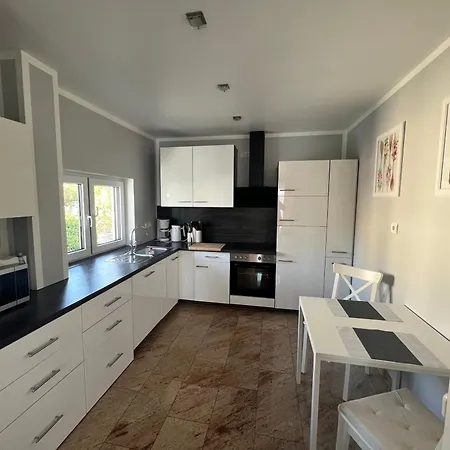 Merkel Apartmanhotel 4*