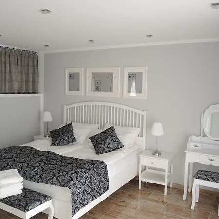 Apart-hotel Merkel Wiesbaden