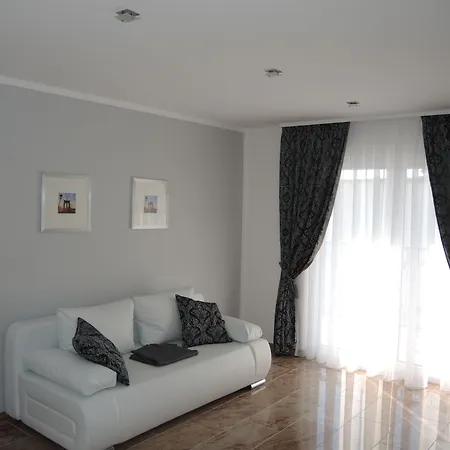 Merkel Apartmanhotel 4*