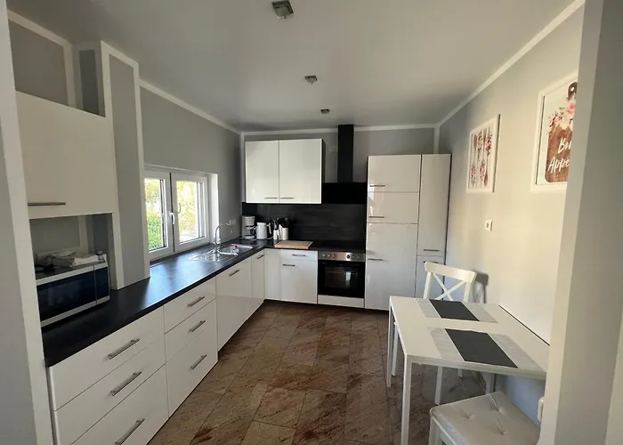 Merkel Apartmanhotel 4*